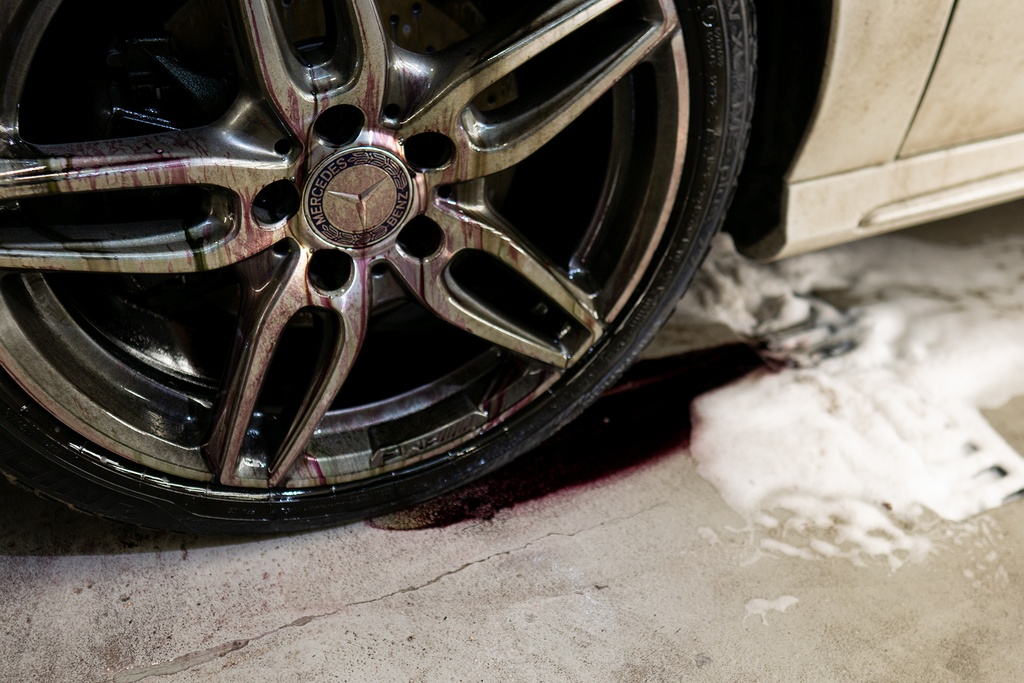 ED083_redshock-rim (2)-1920x1281.jpg